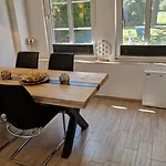 Hasenbau Flüren